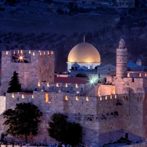 100 outside the lighten palace